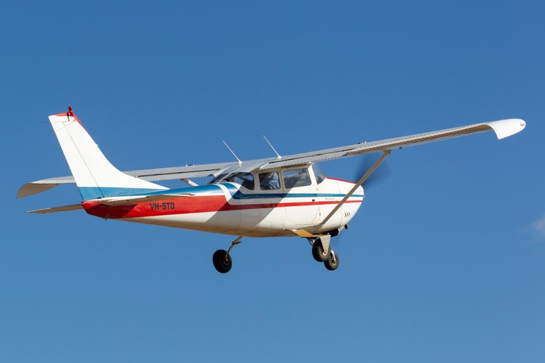 Cessna 182L - Am zburat cu un astfel de avion într-o zi nefavorabilă a lui Valentich