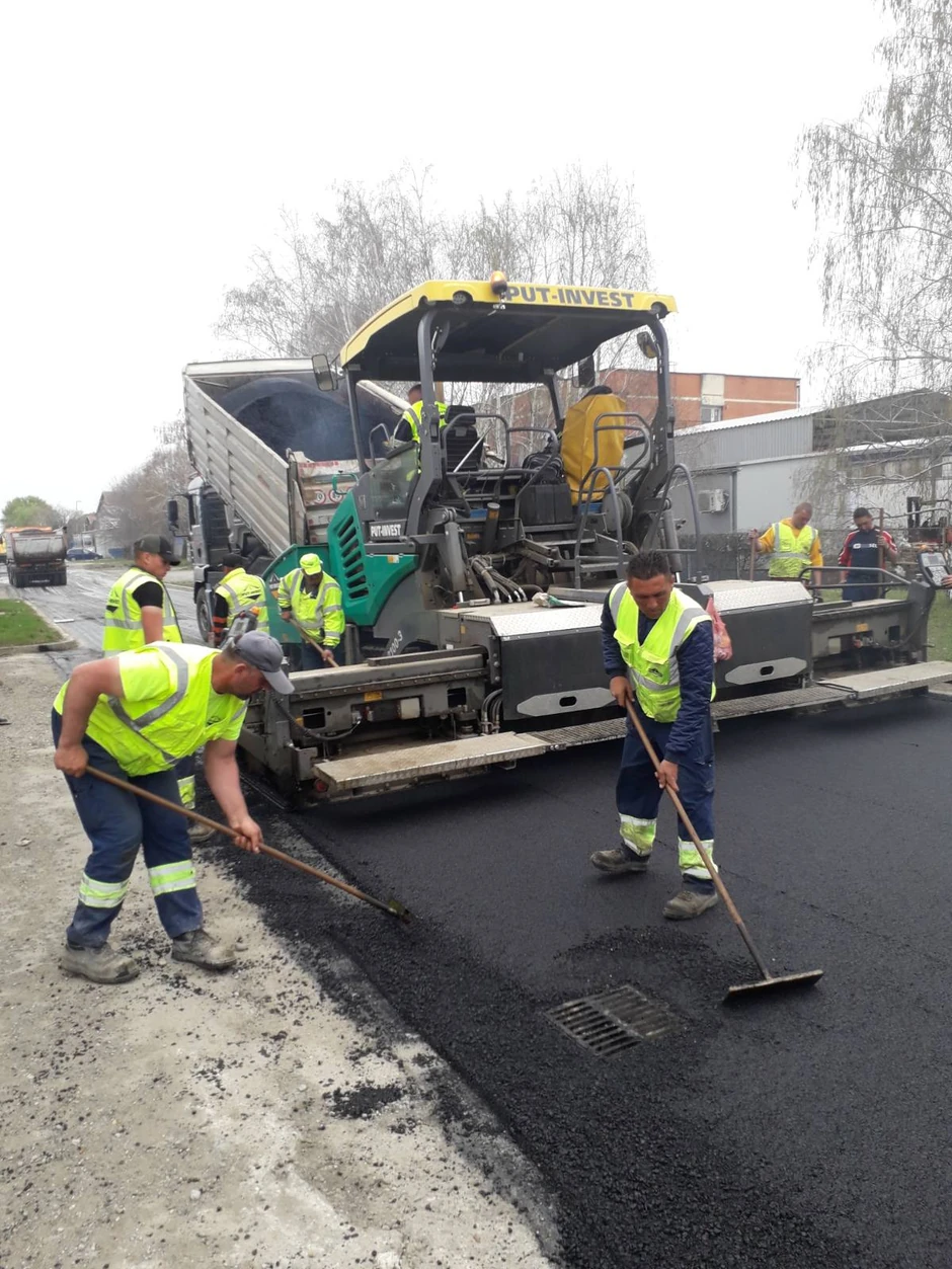 Popravka kolovoza u naselju Klisa