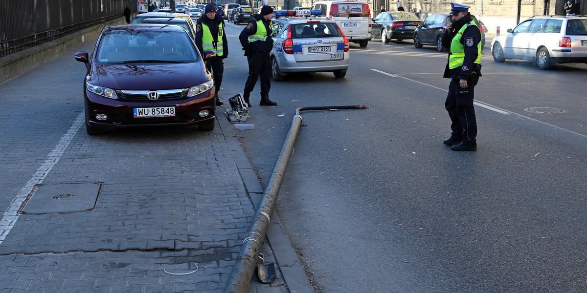 Latarnia upadła na Koszykową