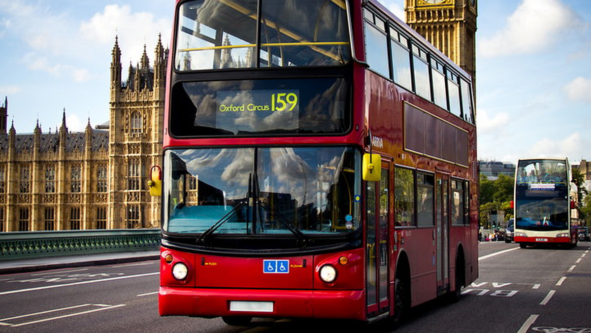 Przepełnione stacje metra, zamknięte ulice i mosty oraz zmienione trasy autobusów i autokarów na lotniska - londyńczycy i turyści mogą w ten weekend mieć spore trudności w podróżowaniu po centrum brytyjskiej stolicy. Londyn od dzisiaj do niedzieli opanują cykliści.