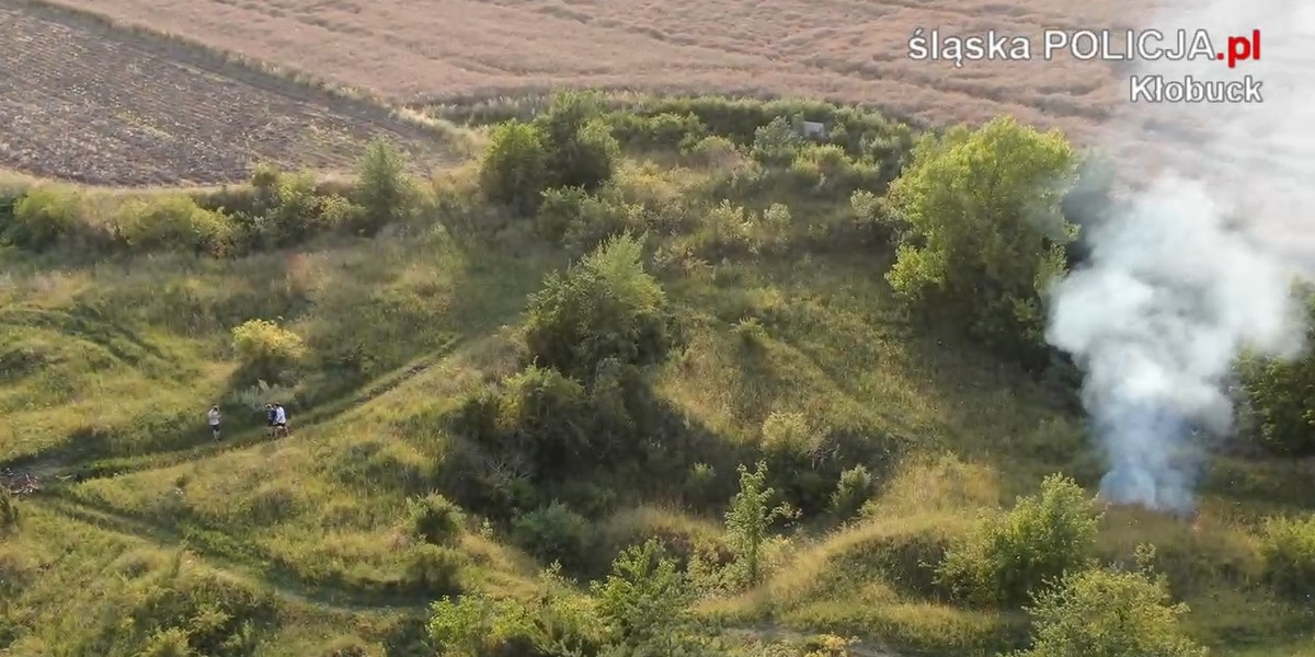 Śląsk. Sprawcy podpaleń traw, namierzeni przez policyjnego drona. 