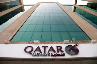 Korupcja i niewolnictwo. Petrodolary płyną do europejskiego futbolu