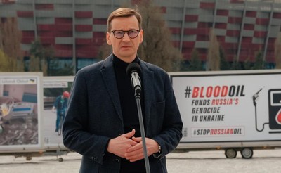 Wyborcy PiS i opozycji stawiają na Morawieckiego [SONDAŻ]