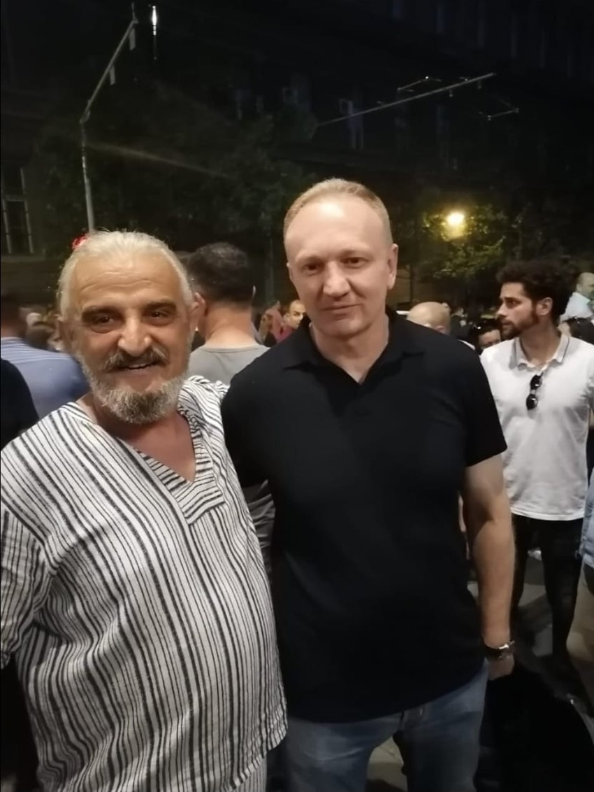 Osumnjičeni za pretnje ministru pravde Nenadu Vujiću i Nenadu Stefanoviću u društvu opozicionih lidera