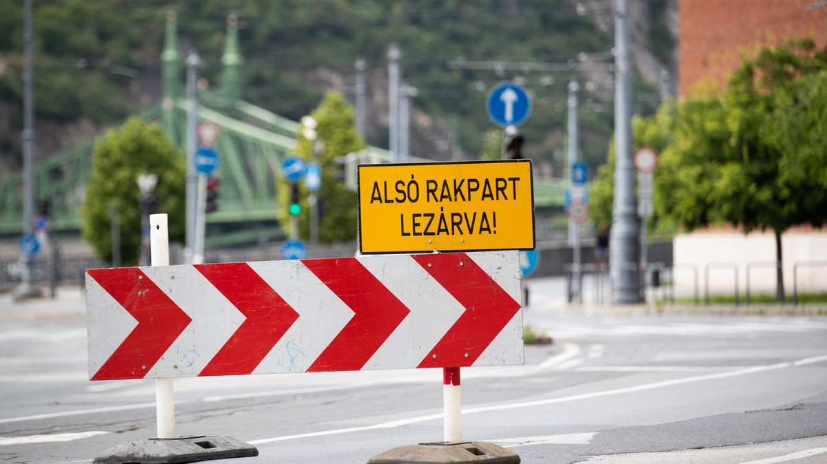 Új, mégis régi arcát ölti fel hamarosan a pesti alsó rakpart – Karácsony Gergely képeken mutatta meg az átalakulást