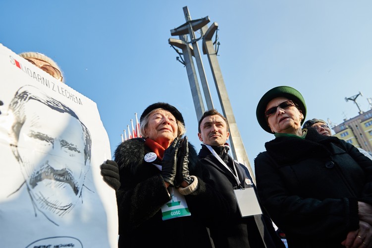 Gdańsk manifestacja KOD w obronie Lecha Wałęsy