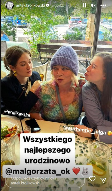 Małgorzata Ostrowska-Królikowska z córkami