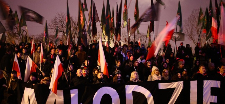 Błaszczak o decyzji Gronkiewicz-Waltz ws. Marszu Niepodległości: Kompromitacja i kpina