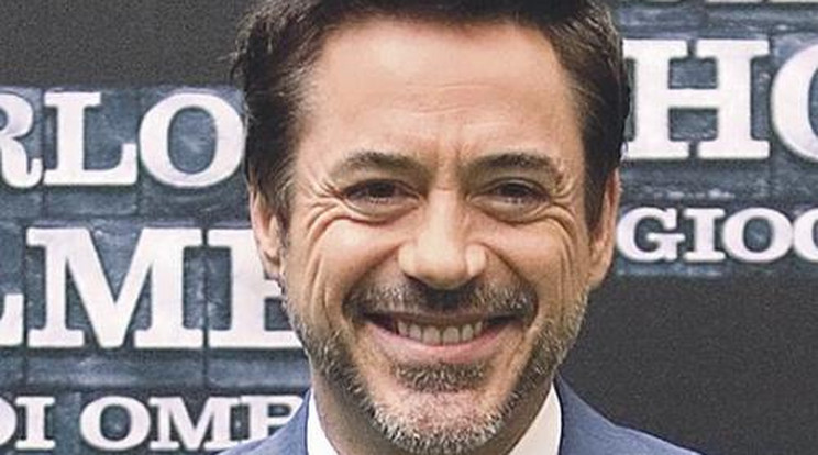 Kirohant a tévéfelvételről Robert Downey Jr.