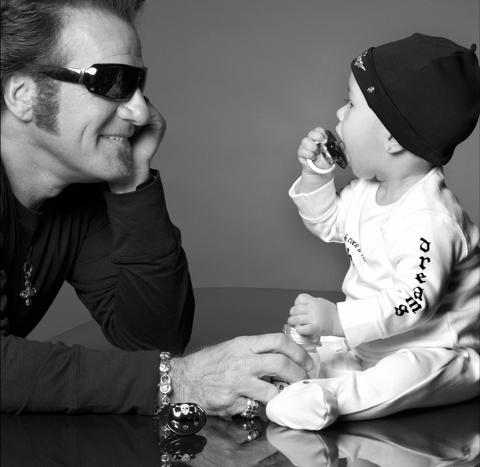Perkusista Bon Jovi zaprojektował rockowe ubrania i gadżety dla małych dzieci