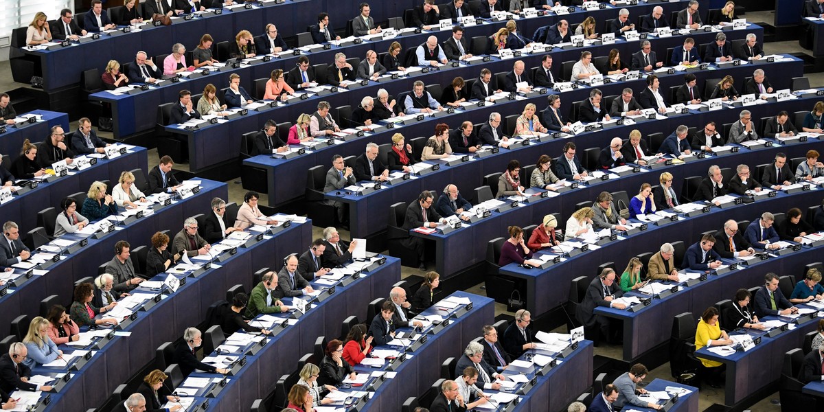 Kadencja Parlamentu Europejskiego Ile Trwa Wybory do Parlamentu Europejskiego. Ranking polskich europosłów
