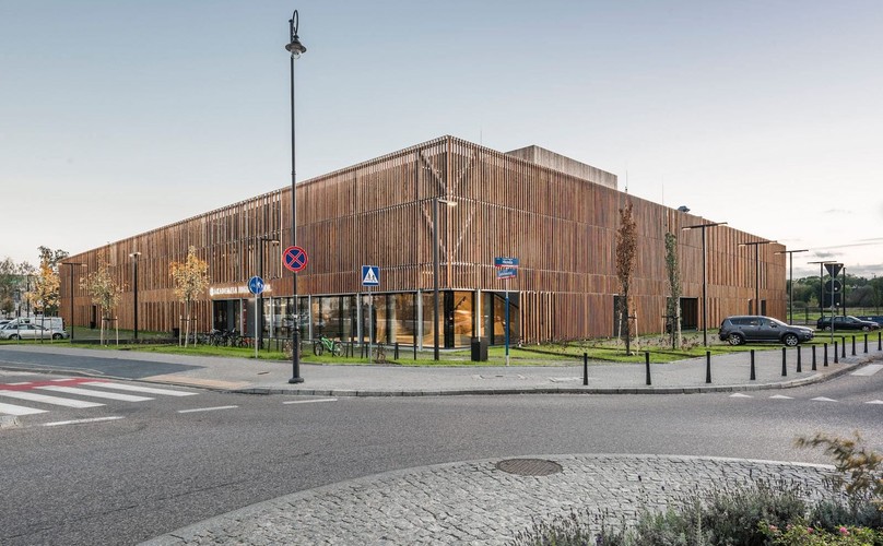 Akademeia High School w Warszawie