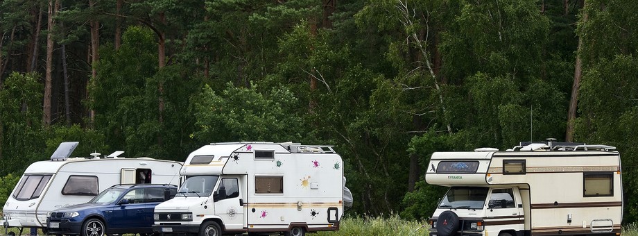 Ile kosztuje wynajęcie, a ile kupno kampera?