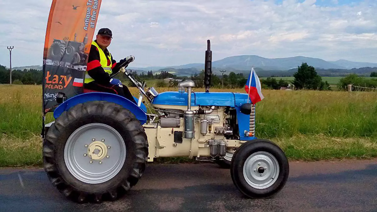 Zetor 25 na trasie do Skandynawii