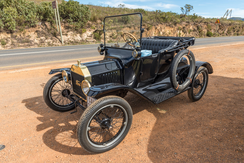 Ford Model T (1908-1927)