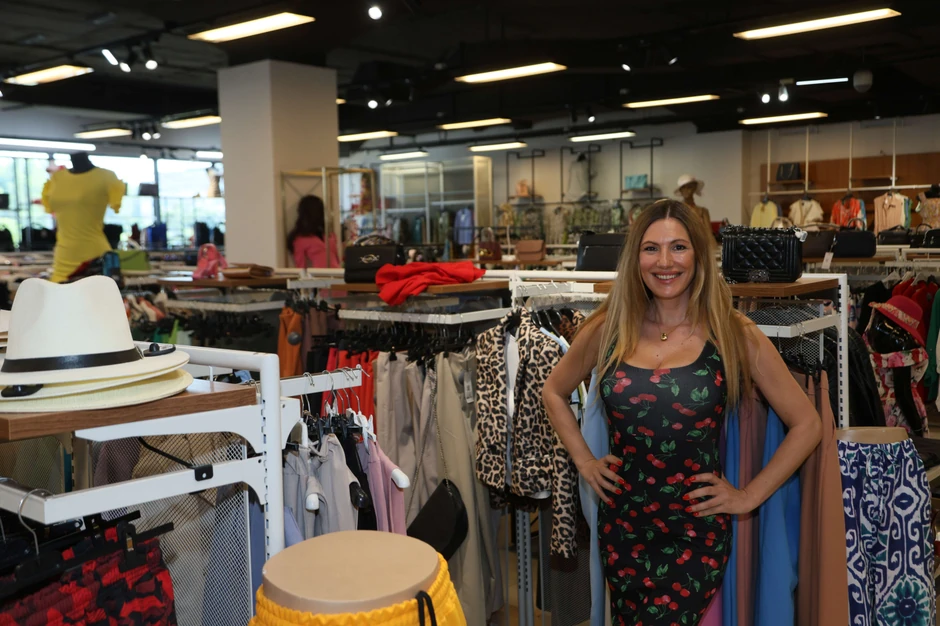 Nevena Models Kinezi