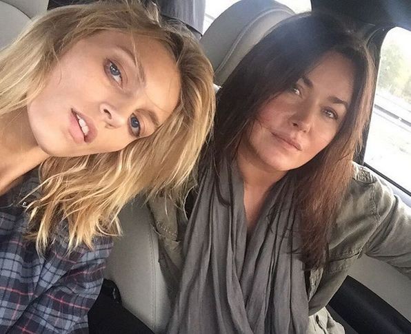 Anja Rubik z menadżerką, Lucyną Szymańską