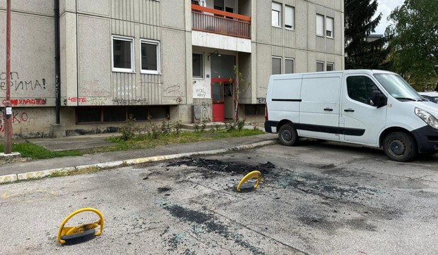 Mesto na kom je zapaljen automobil u Čačku