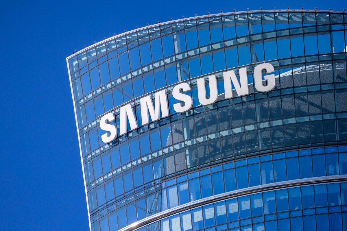 UOKiK zarzuca Samsungowi wprowadzanie klientów w błąd. Spółce grozi wysoka kara