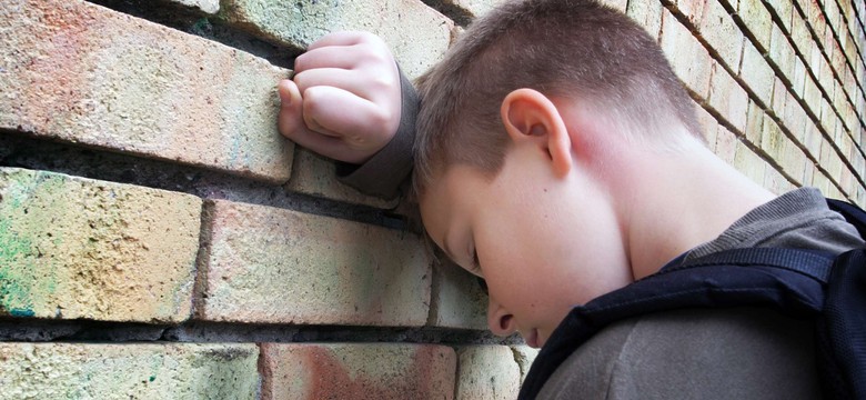 Zamiast siły witalnej, wielu młodych doświadcza braku energii i obawy o przyszłość. RAPORT