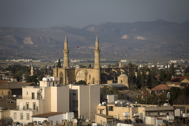 Nikozja - meczet Bedestan w tureckiej części miasta