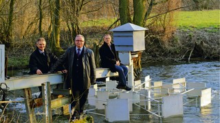 Eureka DGP: Przegroda, co się porom roku nie kłania