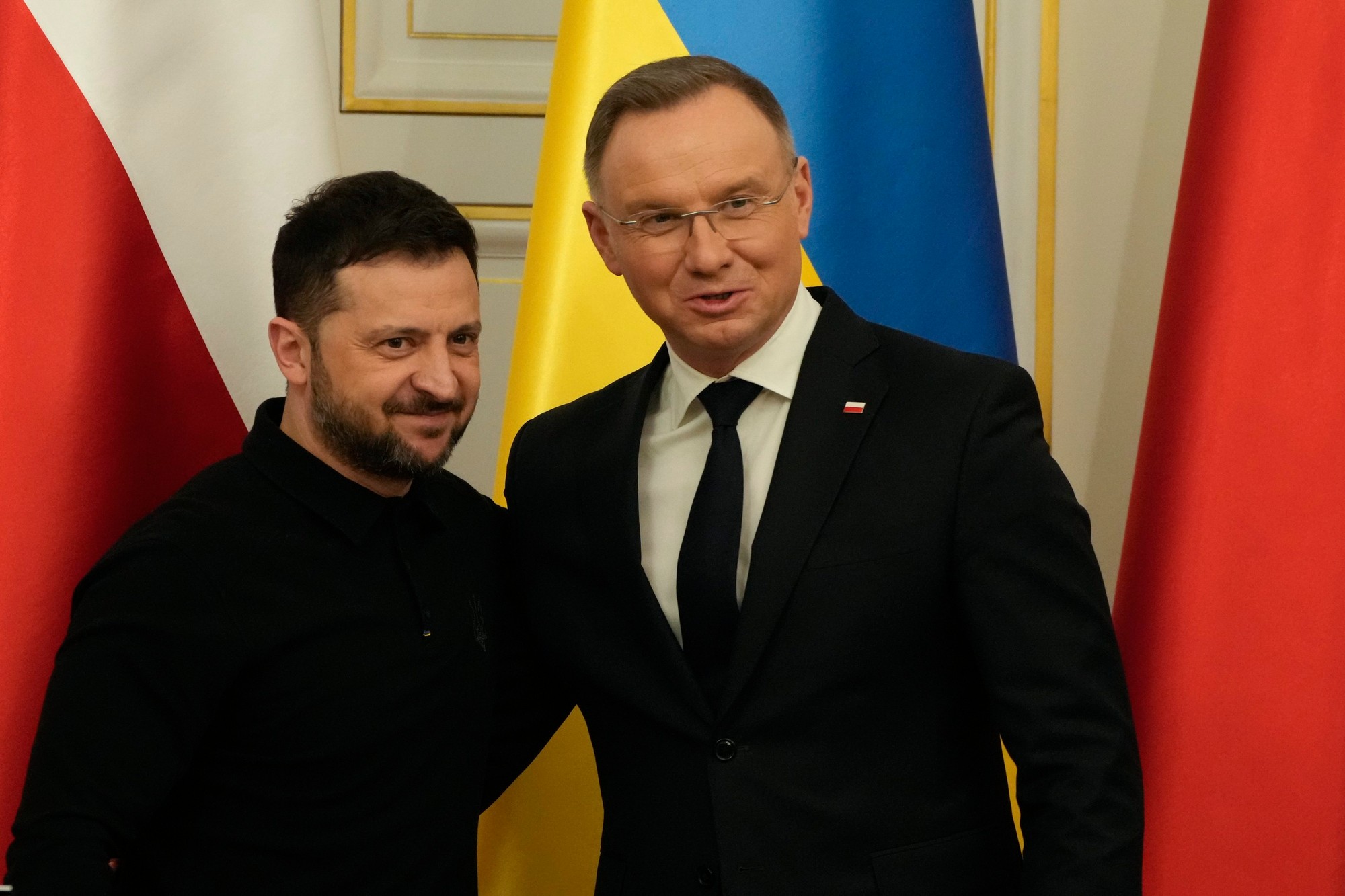 Ukrajinský prezident Volodymyr Zelenskyj s poľským prezidentom Andrzejom Dudom.