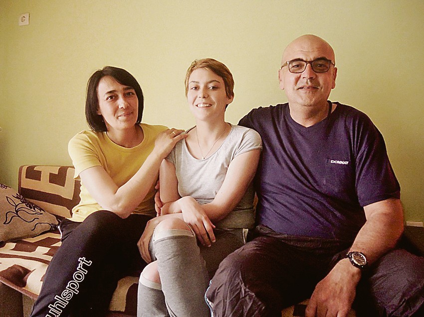 Kao ponovo rođena: Milica Mišković sa roditeljima