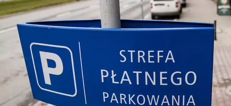 W Warszawie kierowcy więcej zapłacą za postój w strefie płatnego parkowania