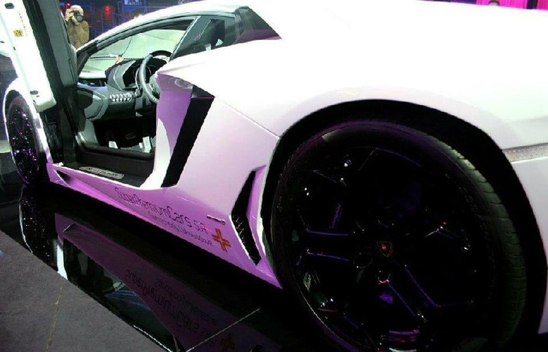 Lamborghini Aventador LP 700-4