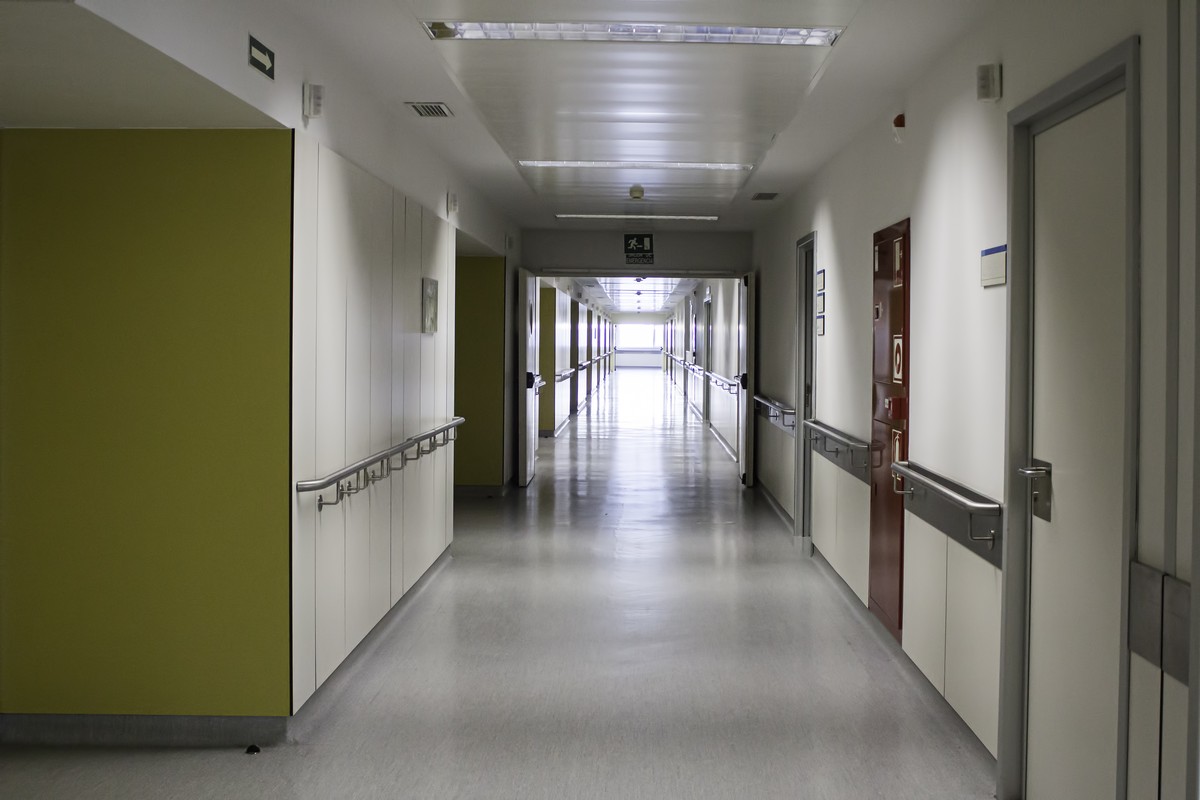 Szpitalom zaczyna brakować pieniędzy na bieżącą działalność