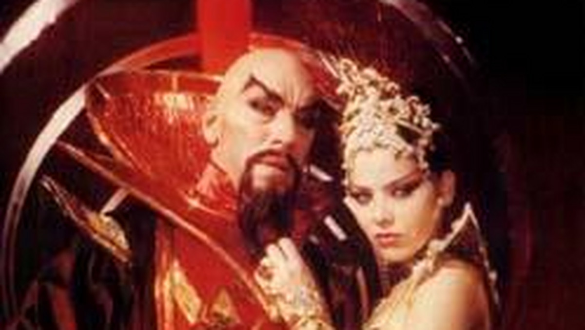 Matt Sazama i Burk Sharpless napiszą scenariusz do nowej wersji hitu sprzed lat - filmu "Flash Gordon".