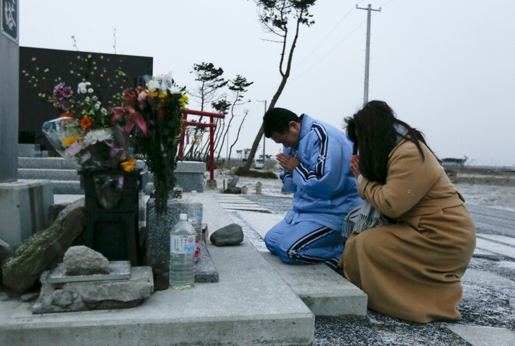 Czwarta rocznica tsunami w Japonii