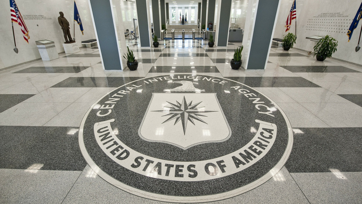Odpowie za największą kradzież tajnych informacji w historii CIA