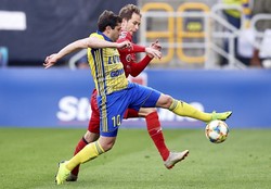 Arka wystawiła na próbę nerwy swoich kibiców. Zagłębie "poległo" w samej końcówce