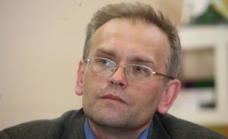 Zaremba o dekomunizacji polskich ulic: Odrzucam panświnizm