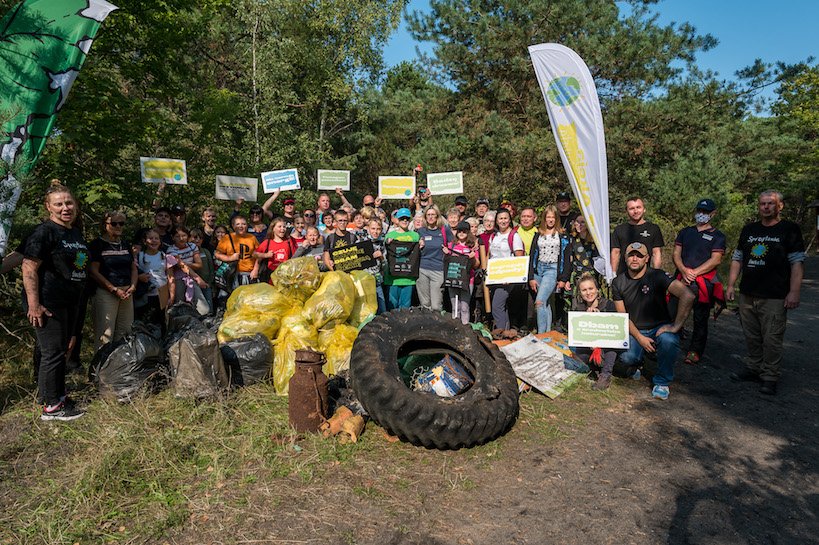  Z Helskich plaż usunięto niemal tonę śmieci!