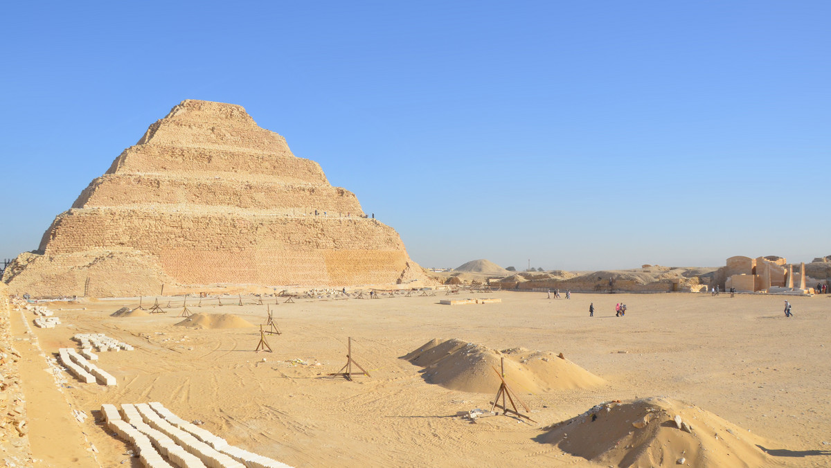 Egipt: Piramida Dżesera znów otwarta dla turystów