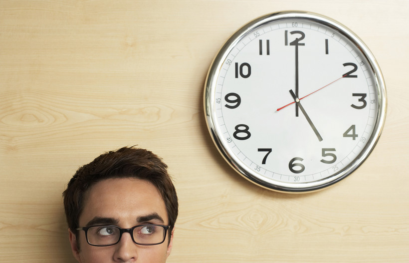 Przestrzeganie czasu pracy jest jednym z podstawowych obowiązków pracownika.