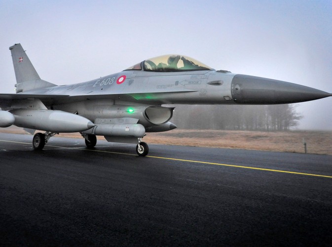 Duński myśliwiec F-16