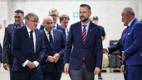 MON: Ponad tysiąc pojazdów terenowych trafi do żołnierzy Wojska Polskiego