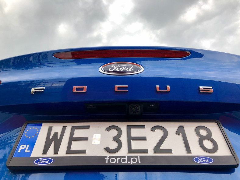 Ford Focus Sedan 1.0 EcoBoost Connected