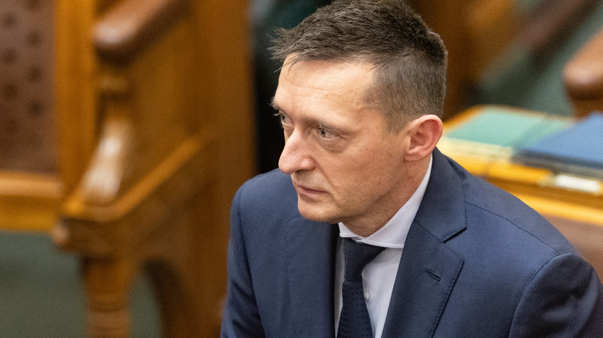 Rogán Antal engedélyt kapott Orbántól, hogy megnézze a BL-döntőt Londonban