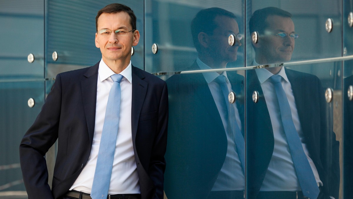 Mateusz Morawiecki jest w ciągłym kontakcie z prezesem Jarosławem Kaczyńskim