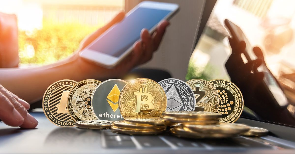 Czy inwestycje w kryptoaktywa są w tej chwili bezpieczne? Co z ustawą po wecie prezydenta?