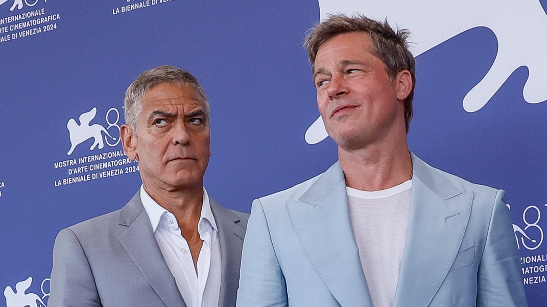 Americký herec Brad Pitt a George Clooney.