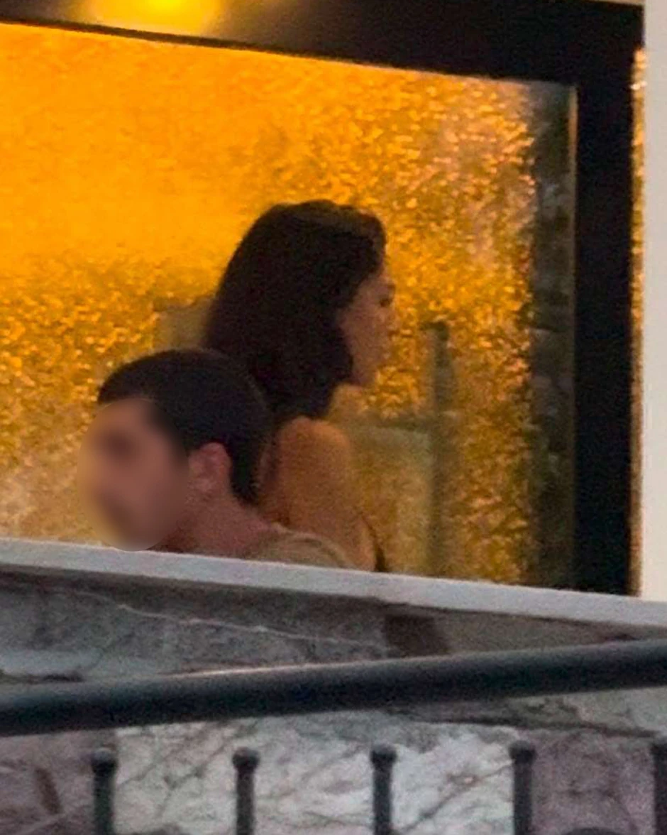Đina Džinović paparaco