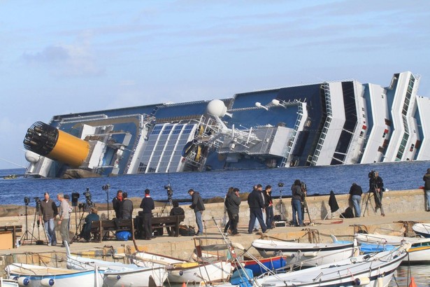 Bogaci Rosjanie wykupili się od śmierci na "Costa Concordii"