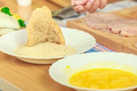 NAJBOLJA SMESA ZA POHOVANJE: Tajna je u 150 ml OVOG PIĆA, a rezultat - manje masna i SAVRŠENO HRSKAVA KORICA