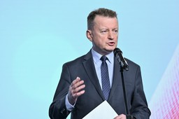 pis zawiadomi prokuraturę o ślubowaniu sędziów tk w sejmie. "każdy reżim przemija"